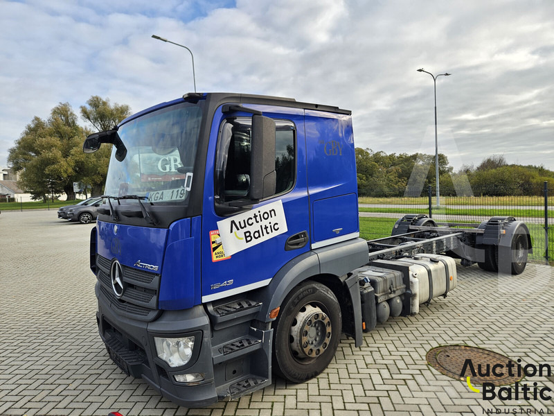 Mercedes-Benz Actros 1843 - Chassis lastebil: bilde 3 Mercedes-Benz Actros 1843 - Chassis lastebil: bilde 3
