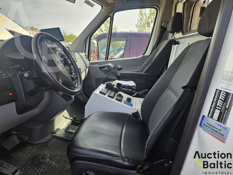 Mercedes-Benz Sprinter - Ambulanse: bilde 5 Mercedes-Benz Sprinter - Ambulanse: bilde 5