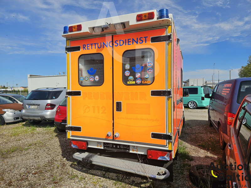Mercedes-Benz Sprinter - Ambulanse: bilde 3 Mercedes-Benz Sprinter - Ambulanse: bilde 3