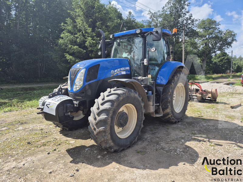 New Holland T 7.210 - Traktor: bilde 2 New Holland T 7.210 - Traktor: bilde 2
