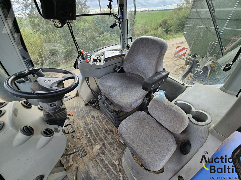 New Holland T 8040 - Traktor: bilde 5 New Holland T 8040 - Traktor: bilde 5