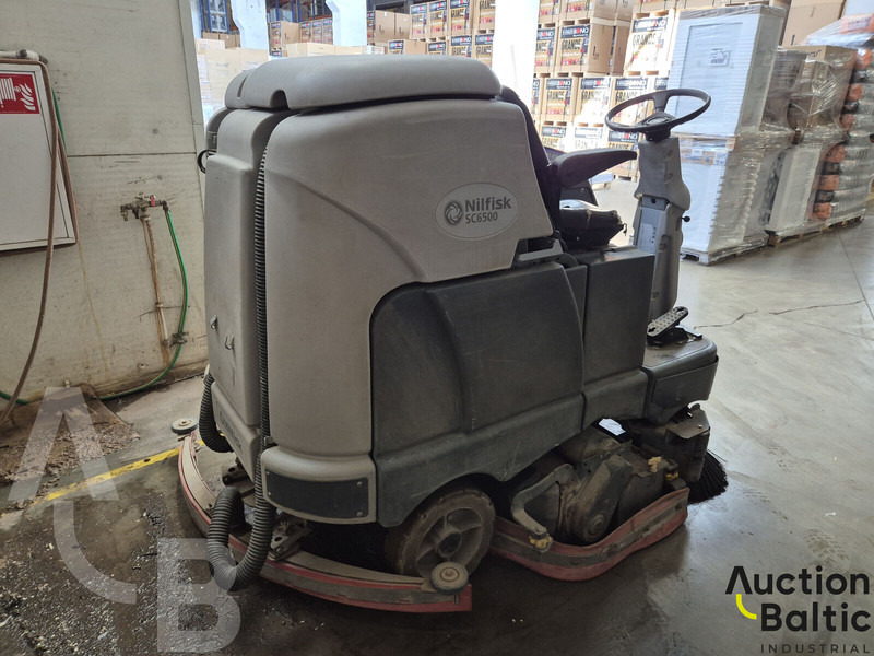 Nilfisk SC6500 - Feiebil: bilde 4 Nilfisk SC6500 - Feiebil: bilde 4