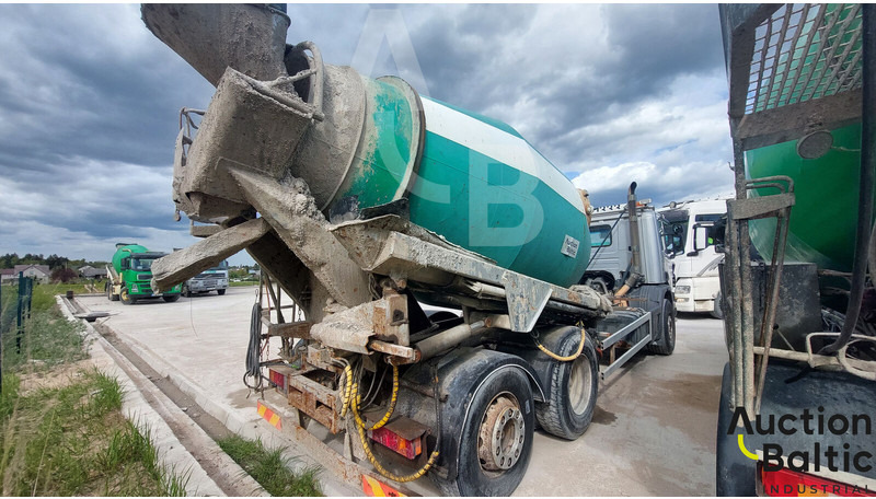 Scania P 94 GB - Betongbil: bilde 3 Scania P 94 GB - Betongbil: bilde 3