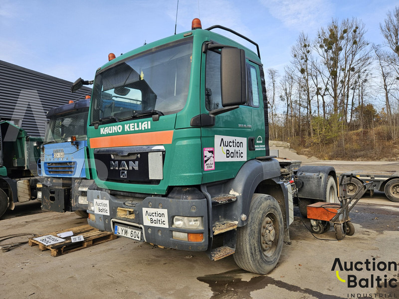 MAN TGS18.400 4X4H - Trekkvogn: bilde 1 MAN TGS18.400 4X4H - Trekkvogn: bilde 1