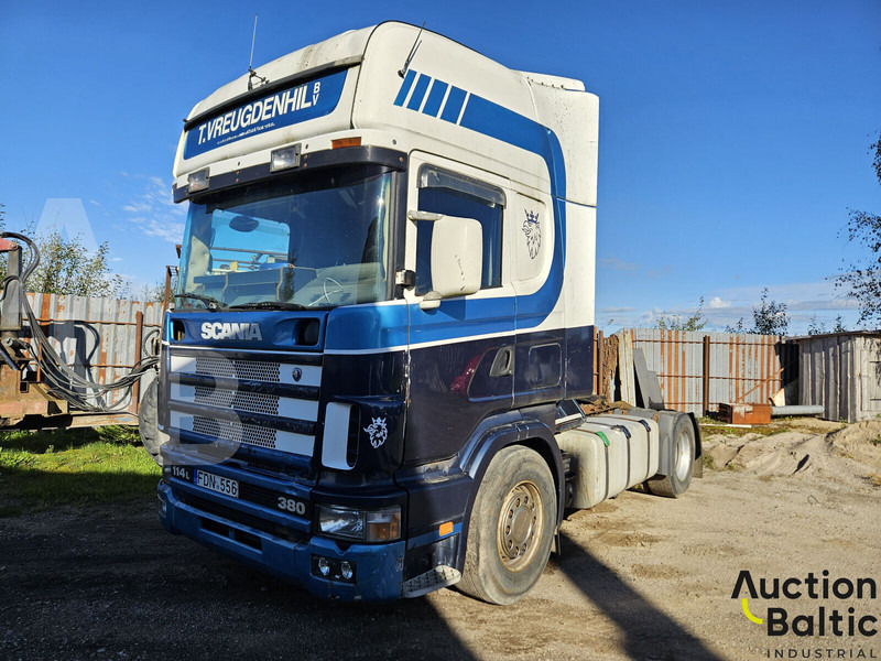 Scania R 114 LA - Trekkvogn: bilde 1 Scania R 114 LA - Trekkvogn: bilde 1