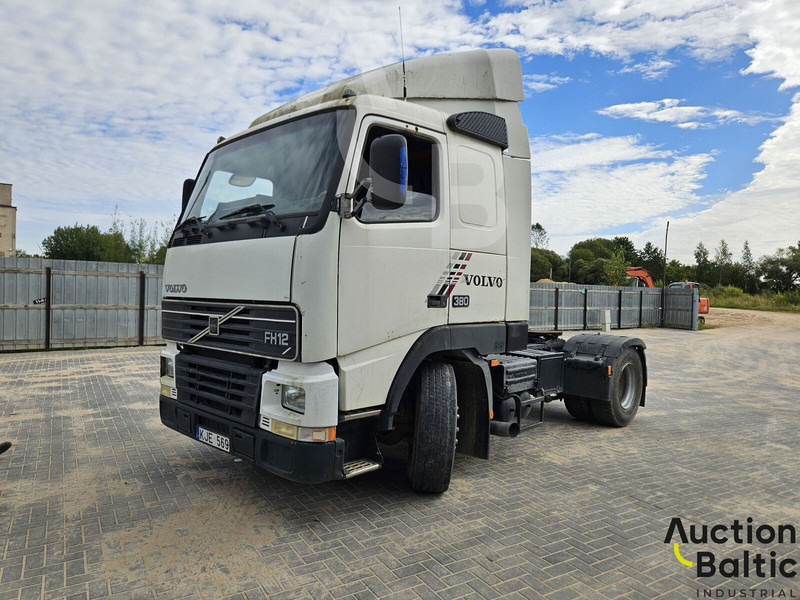 Volvo FH12 - Trekkvogn: bilde 1 Volvo FH12 - Trekkvogn: bilde 1