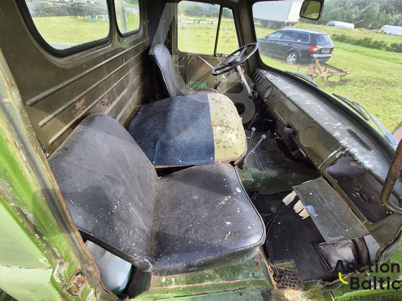 UAZ UAZ 452 - Varebil med plan: bilde 5 UAZ UAZ 452 - Varebil med plan: bilde 5