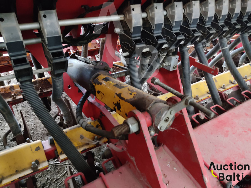 Vaderstad Rapid400C - Utstyr til såing og planting: bilde 5 Vaderstad Rapid400C - Utstyr til såing og planting: bilde 5
