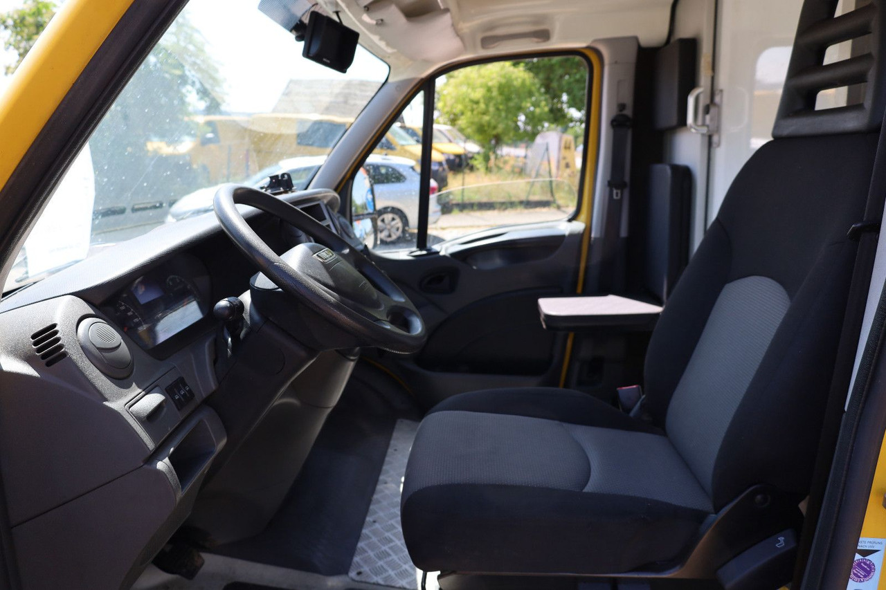 Varebil med skap Iveco Daily/ Regalsystem/Luftfeder/KURZ: bilde 8
