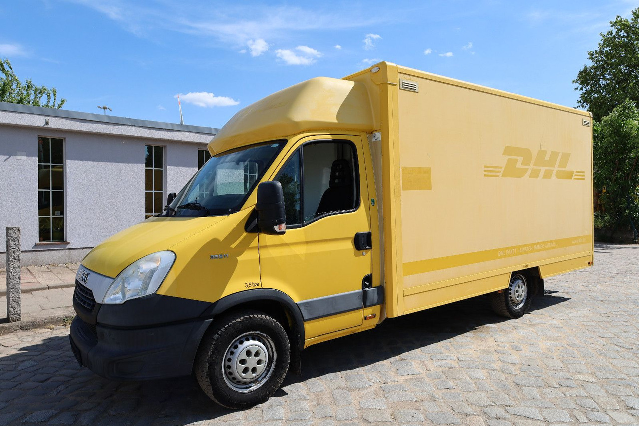 Iveco IS35SI2AA Daily/ Regalsystem/Luftfeder - Varebil med skap: bilde 1 Iveco IS35SI2AA Daily/ Regalsystem/Luftfeder - Varebil med skap: bilde 1