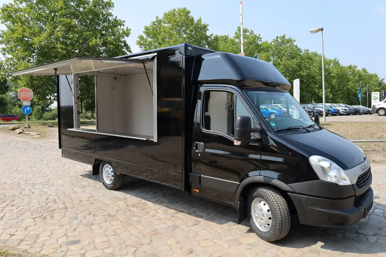 Iveco IS35SI2AA/ FOODTRUCK/Daily/EU5/1. Hand - Matbil: bilde 1 Iveco IS35SI2AA/ FOODTRUCK/Daily/EU5/1. Hand - Matbil: bilde 1