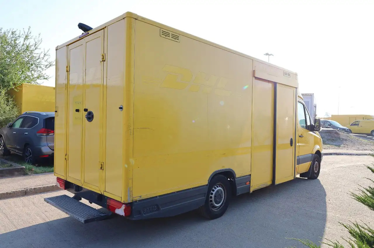 Mercedes-Benz Sprinter II Pritsche/ Koffer/Regalsystem - Varebil med skap: bilde 3 Mercedes-Benz Sprinter II Pritsche/ Koffer/Regalsystem - Varebil med skap: bilde 3