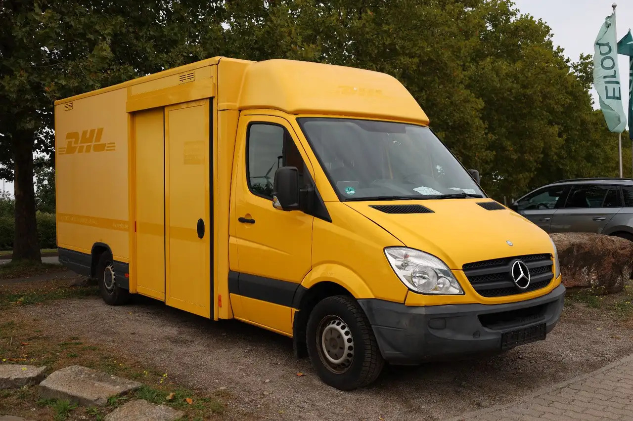 Mercedes-Benz Sprinter II Pritsche/ Koffer/Regalsystem - Varebil med skap: bilde 1 Mercedes-Benz Sprinter II Pritsche/ Koffer/Regalsystem - Varebil med skap: bilde 1