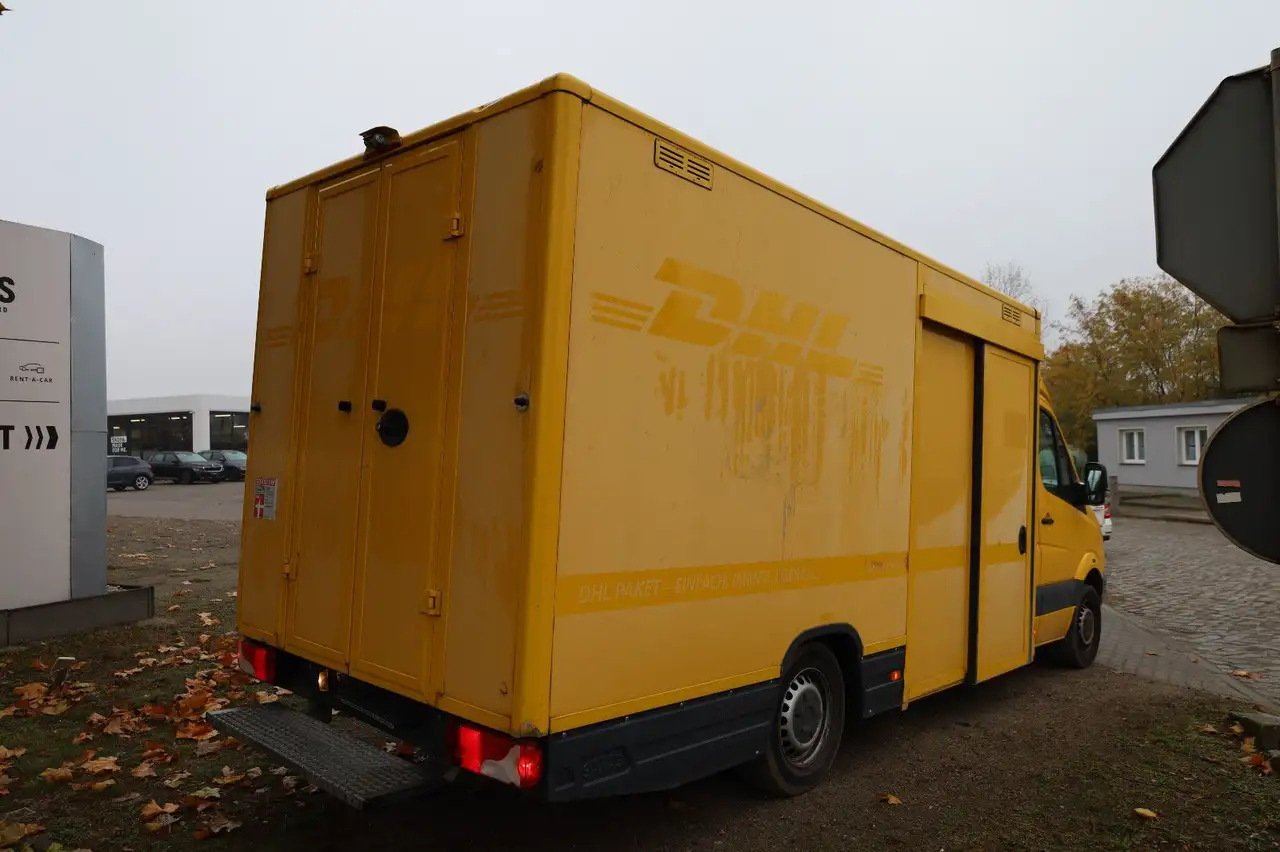 Mercedes-Benz Sprinter II Pritsche/ Koffer/Regalsystem - Varebil med skap: bilde 4 Mercedes-Benz Sprinter II Pritsche/ Koffer/Regalsystem - Varebil med skap: bilde 4