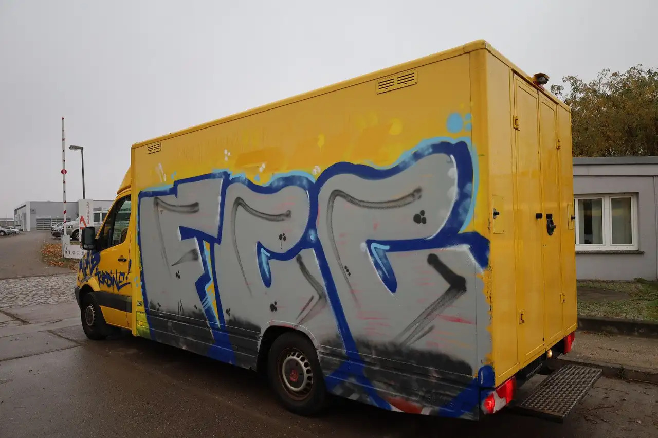 Mercedes-Benz Sprinter/ Koffer/Regalsystem - Varebil med skap: bilde 3 Mercedes-Benz Sprinter/ Koffer/Regalsystem - Varebil med skap: bilde 3