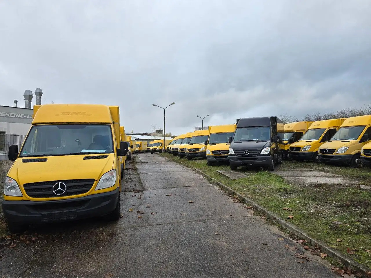 Mercedes-Benz Sprinter/ Koffer/Regalsystem - Varebil med skap: bilde 1 Mercedes-Benz Sprinter/ Koffer/Regalsystem - Varebil med skap: bilde 1