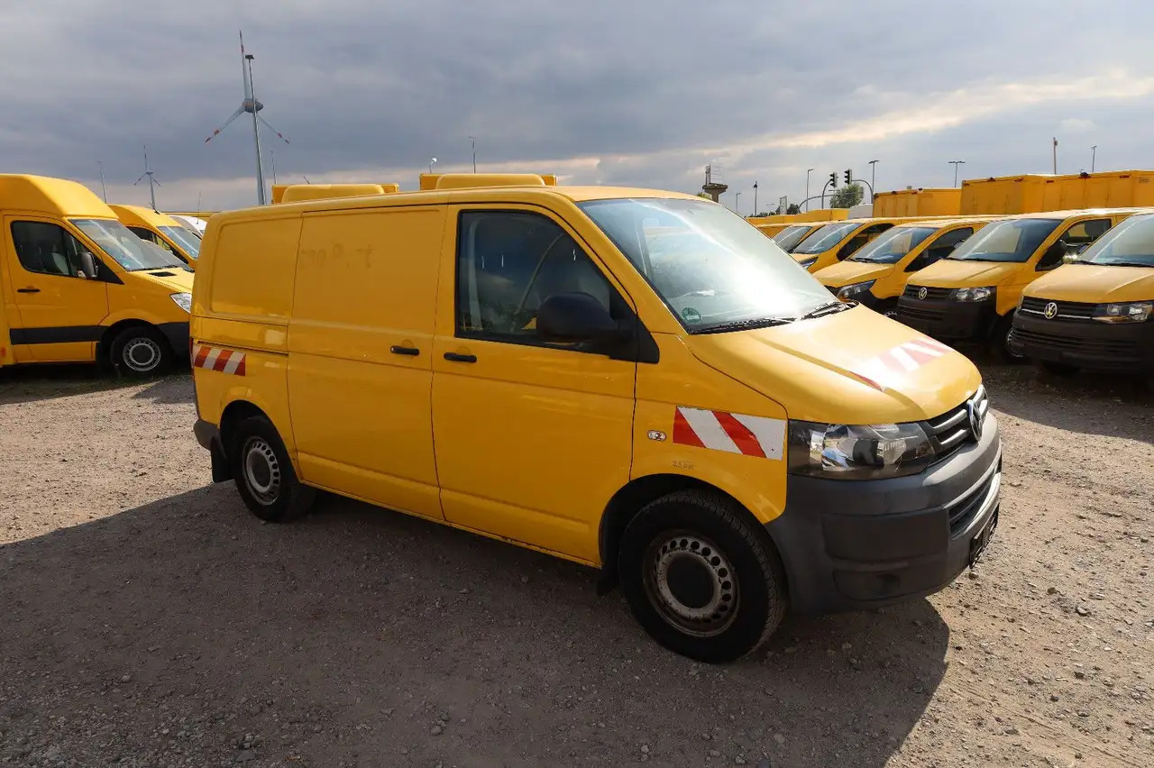 Volkswagen T5 Transporter/ 2.0 TDI/EU5/Werkstattfahrzeug - Kassebil, Utility-/ Spesiell maskin: bilde 3 Volkswagen T5 Transporter/ 2.0 TDI/EU5/Werkstattfahrzeug - Kassebil, Utility-/ Spesiell maskin: bilde 3