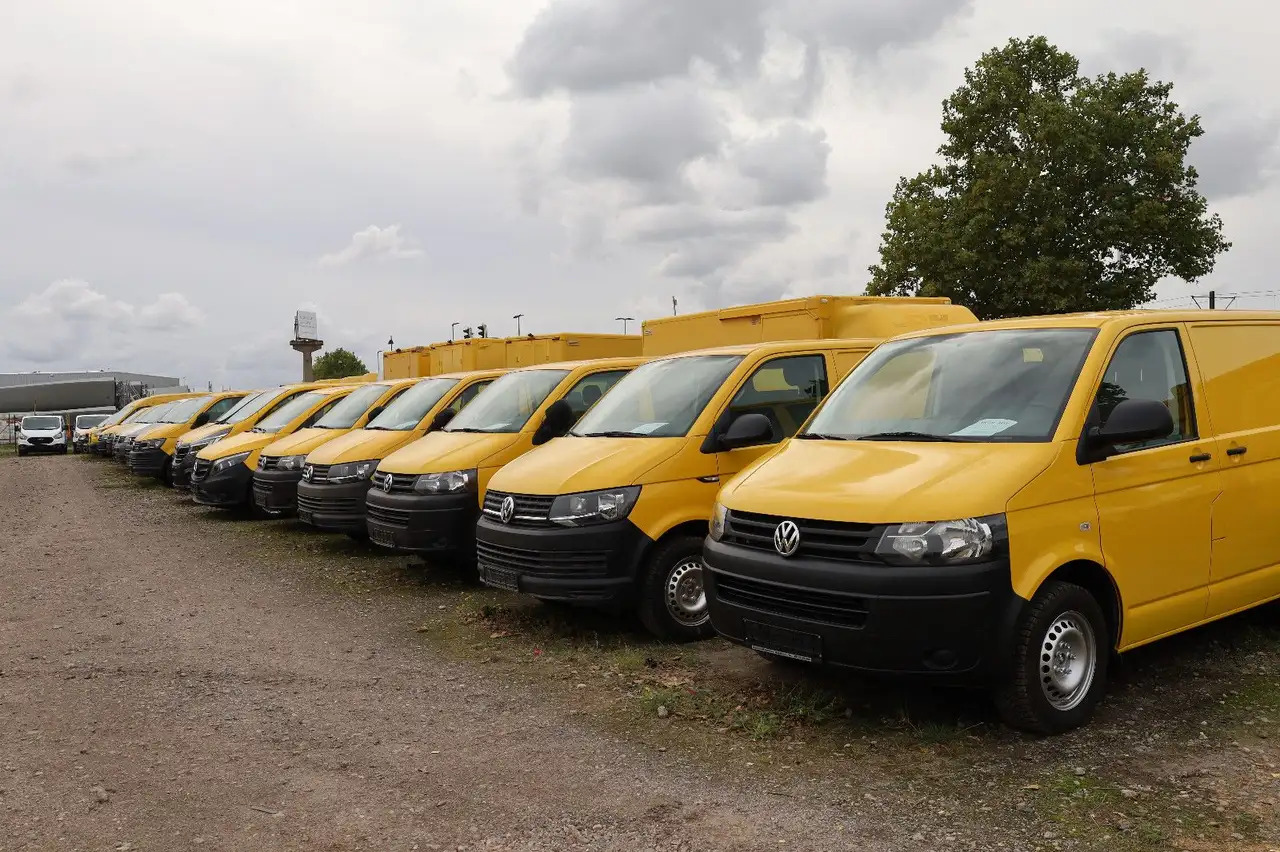 Volkswagen T5 Transporter Kasten-Kombi 2.0 TDI/EU5 - Personenbil: bilde 1 Volkswagen T5 Transporter Kasten-Kombi 2.0 TDI/EU5 - Personenbil: bilde 1