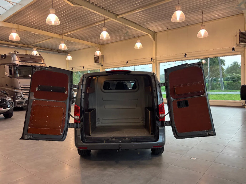 Mercedes-Benz Vito 119 4x4*4-MATIC*6 Seats*TOP CONDITIE* - Kassebil, Varebil med dobbelt førerhus: bilde 4 Mercedes-Benz Vito 119 4x4*4-MATIC*6 Seats*TOP CONDITIE* - Kassebil, Varebil med dobbelt førerhus: bilde 4