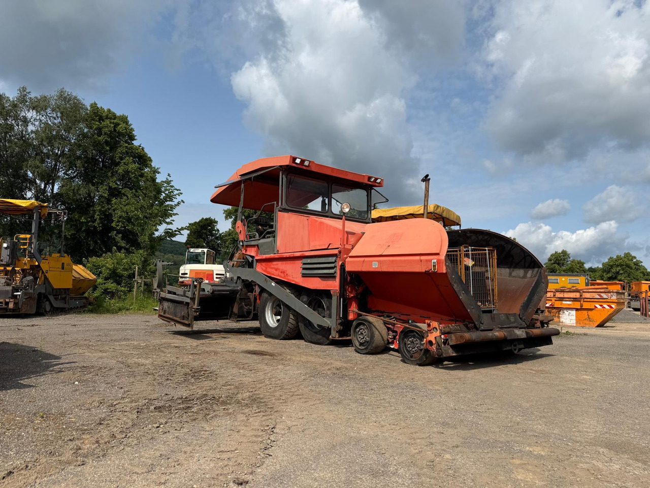 Demag-Dynapac DF135P powerfull 4-axle-paver - Asfaltutlegger: bilde 2 Demag-Dynapac DF135P powerfull 4-axle-paver - Asfaltutlegger: bilde 2