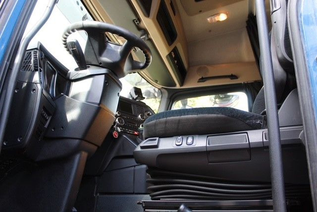 Mercedes-Benz Actros 4 2-Achser BM 963 1846 OM470 4x2 SZM - Trekkvogn: bilde 4 Mercedes-Benz Actros 4 2-Achser BM 963 1846 OM470 4x2 SZM - Trekkvogn: bilde 4