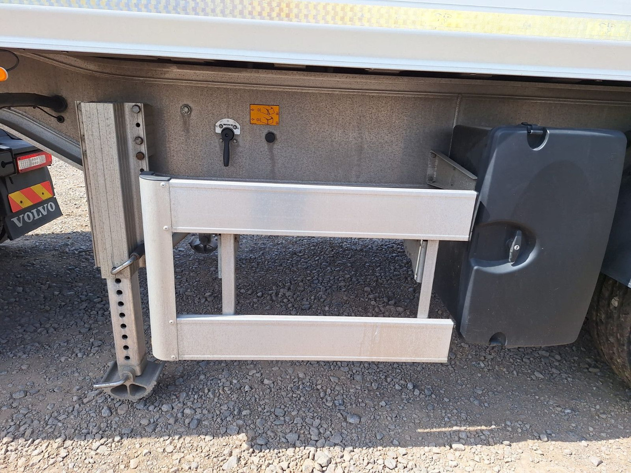 Benalu Bulkliner S 95 50m³ Kombiklappe - Tippsemi: bilde 2 Benalu Bulkliner S 95 50m³ Kombiklappe - Tippsemi: bilde 2