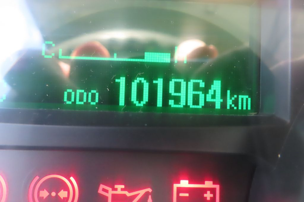 Leie FUSO Canter 6 C 18 4x4  Kommunal  Winterdienst  FUSO Canter 6 C 18 4x4  Kommunal  Winterdienst: bilde 15
