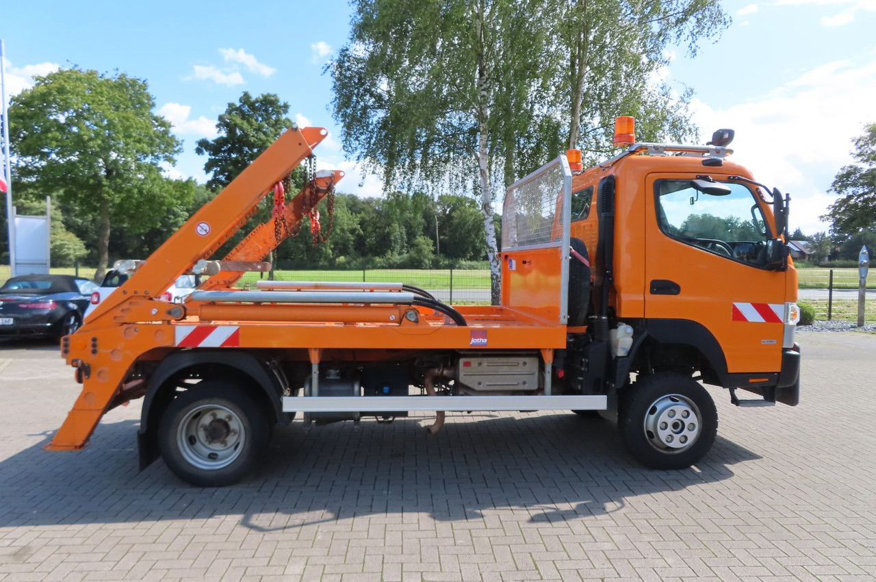 FUSO Canter 6 C 18 4x4 Kommunal Winterdienst - Varebil med tipp: bilde 3 FUSO Canter 6 C 18 4x4 Kommunal Winterdienst - Varebil med tipp: bilde 3