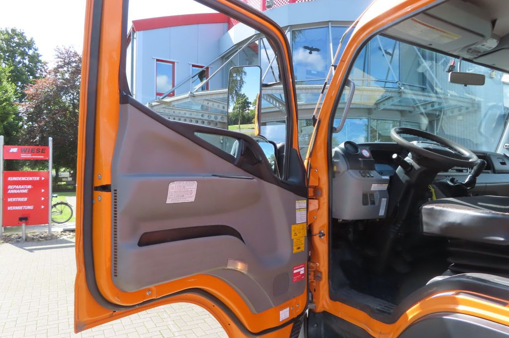 Leie FUSO Canter 6 C 18 4x4  Kommunal  Winterdienst  FUSO Canter 6 C 18 4x4  Kommunal  Winterdienst: bilde 10