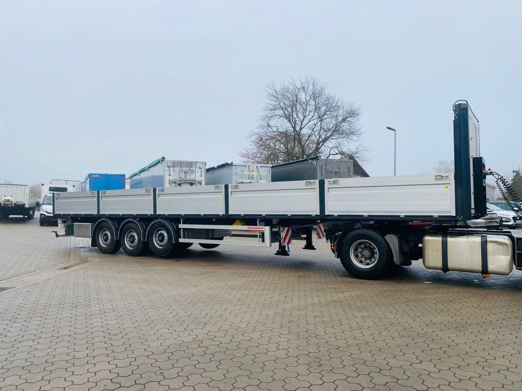 Kässbohrer Bordwandauflieger Twistlocks - Åpen semitrailer: bilde 2 Kässbohrer Bordwandauflieger Twistlocks - Åpen semitrailer: bilde 2