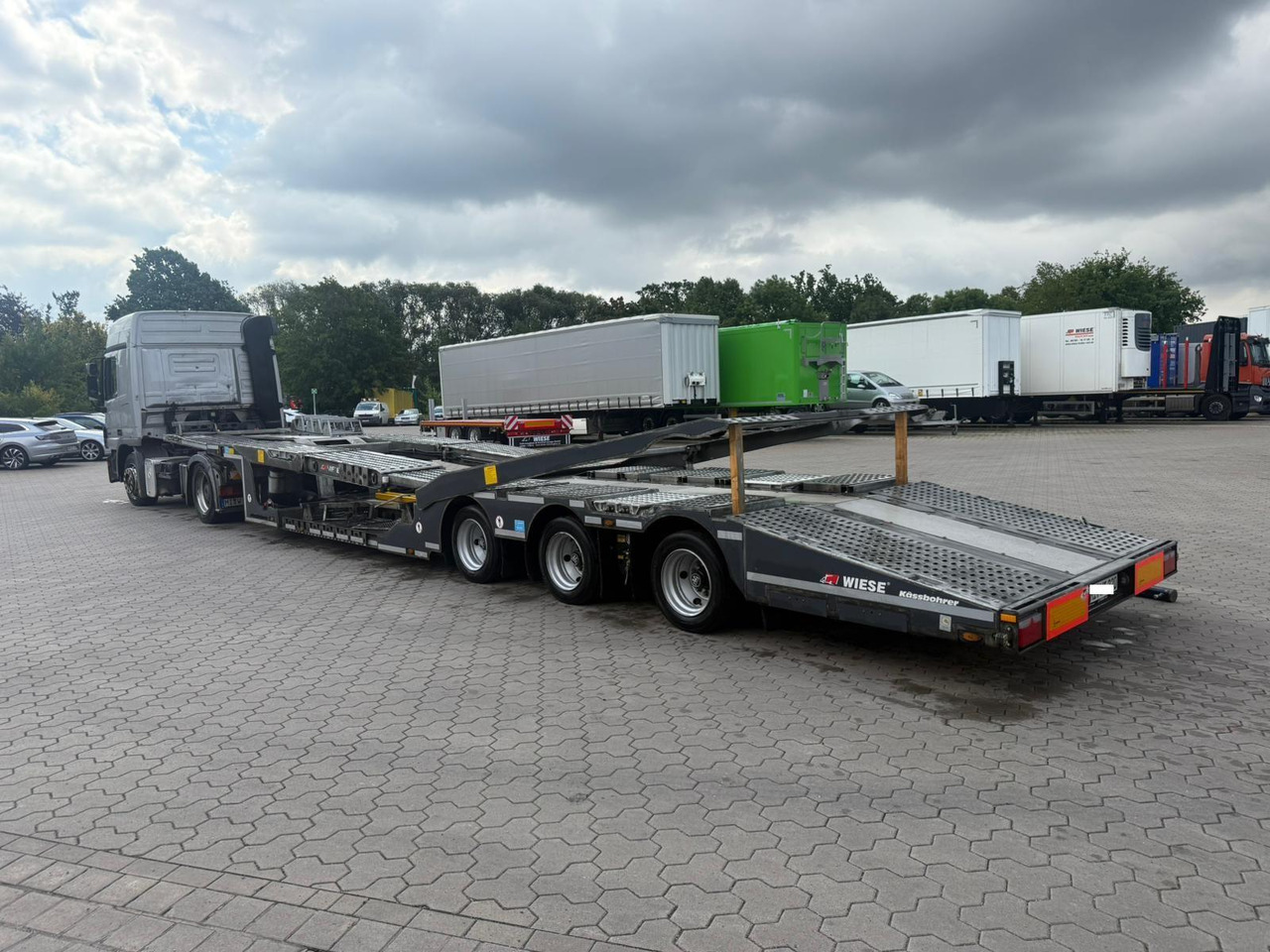 Kässbohrer K.SOK Truck/Car Transporter, Novagrau - Transporter semitrailer: bilde 4 Kässbohrer K.SOK Truck/Car Transporter, Novagrau - Transporter semitrailer: bilde 4