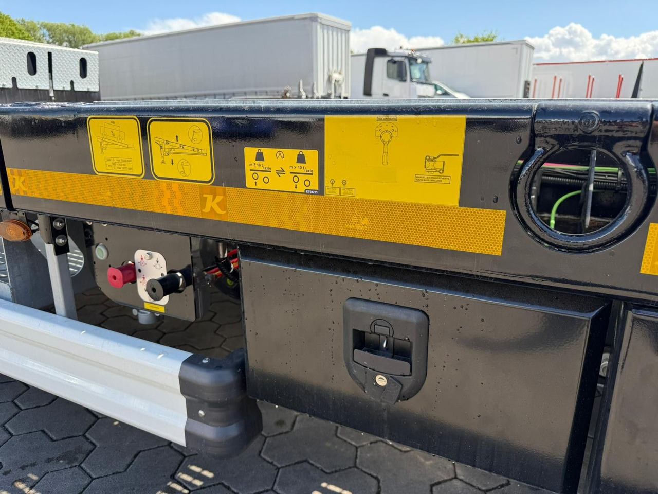 Lavloader semitrailer Kässbohrer SLS.HS Tieflader mit hydr. Schwanenhals: bilde 11 Lavloader semitrailer Kässbohrer SLS.HS Tieflader mit hydr. Schwanenhals: bilde 11