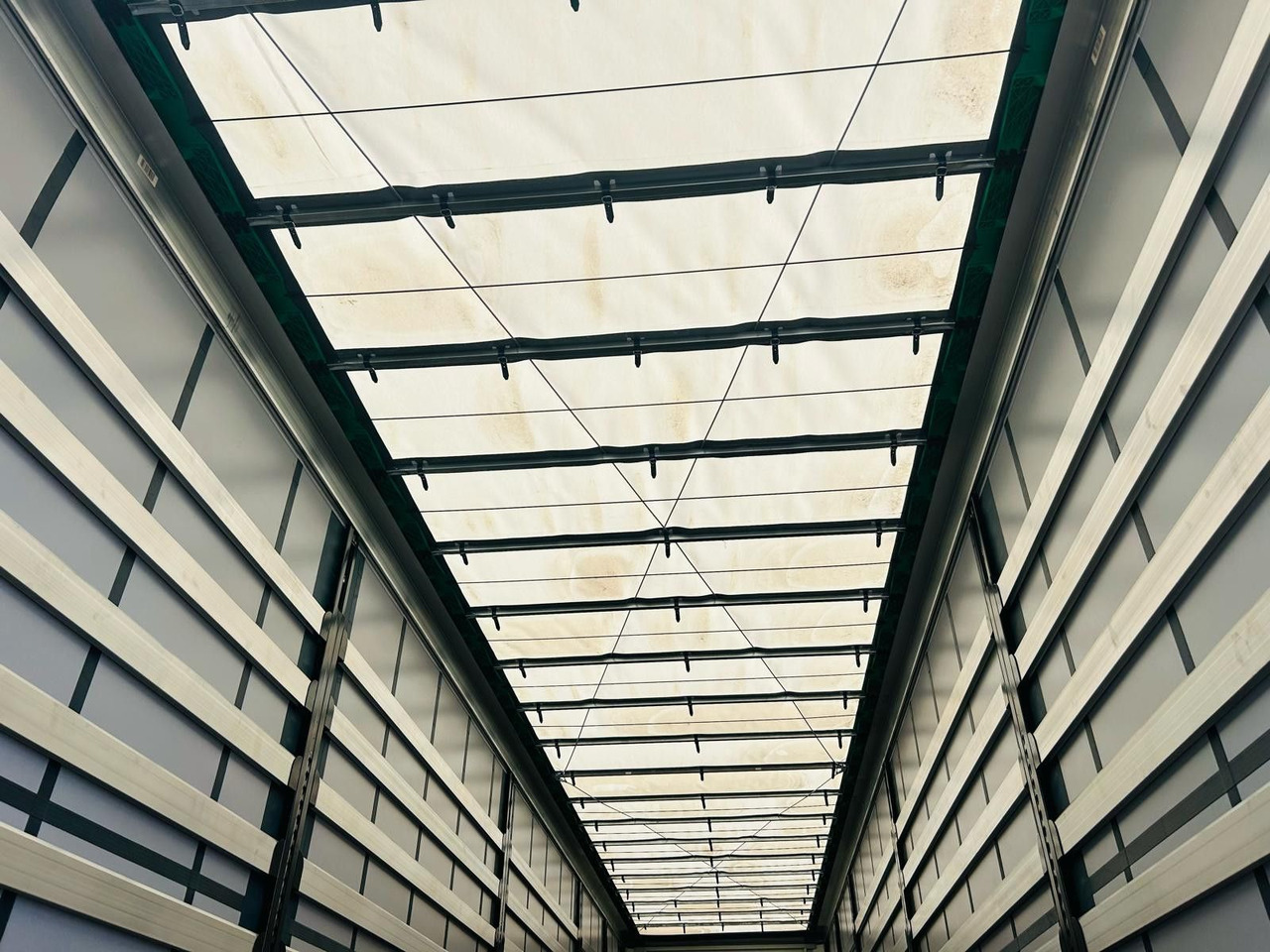 Gardintrailer Krone SDP 27 Stufensattel Auflieger mit Spreizheck: bilde 9