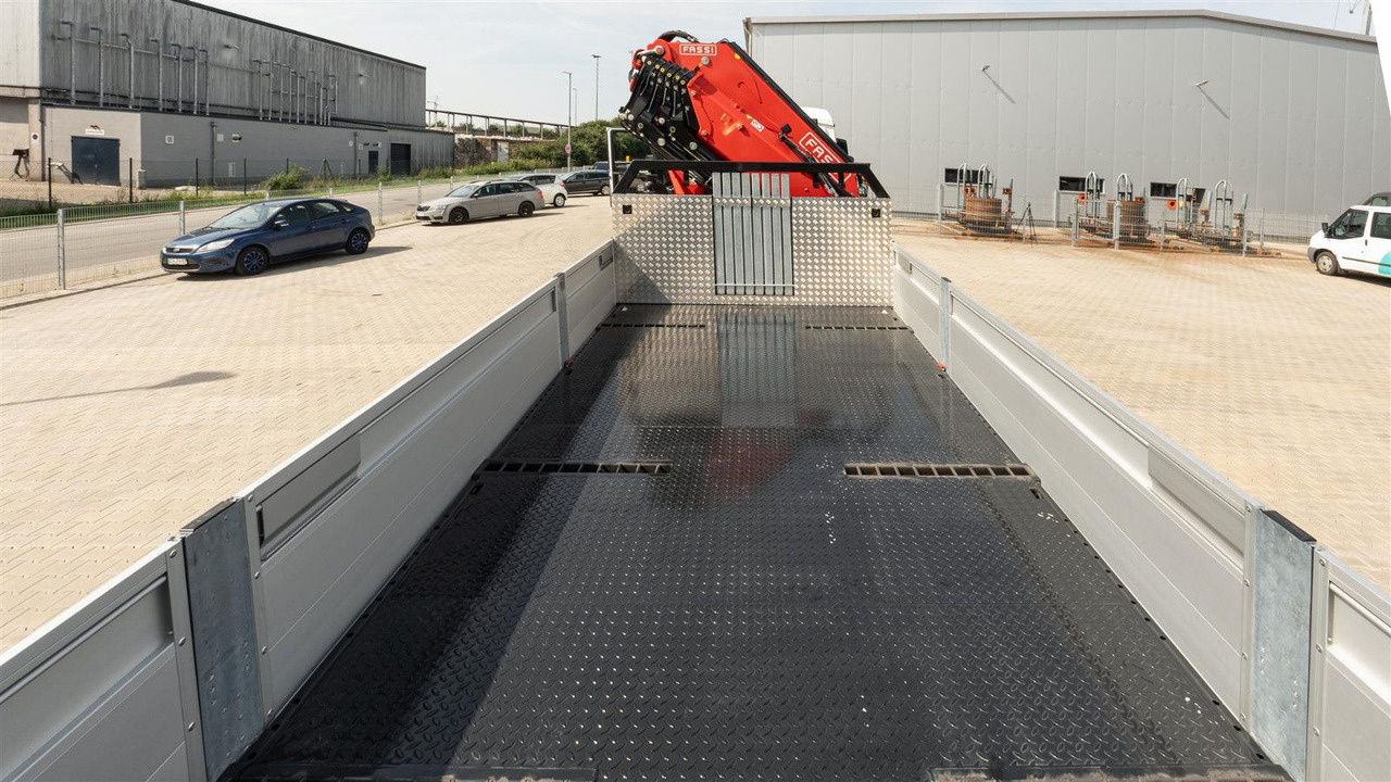 MAN 35.470 8x2 Kran F710 RA2.26 - Lastebil, Kranbil: bilde 4 MAN 35.470 8x2 Kran F710 RA2.26 - Lastebil, Kranbil: bilde 4