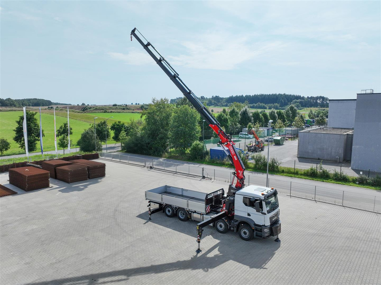 MAN 35.470 8x2 Kran F710 RA2.26 - Planbil, Kranbil: bilde 1 MAN 35.470 8x2 Kran F710 RA2.26 - Planbil, Kranbil: bilde 1