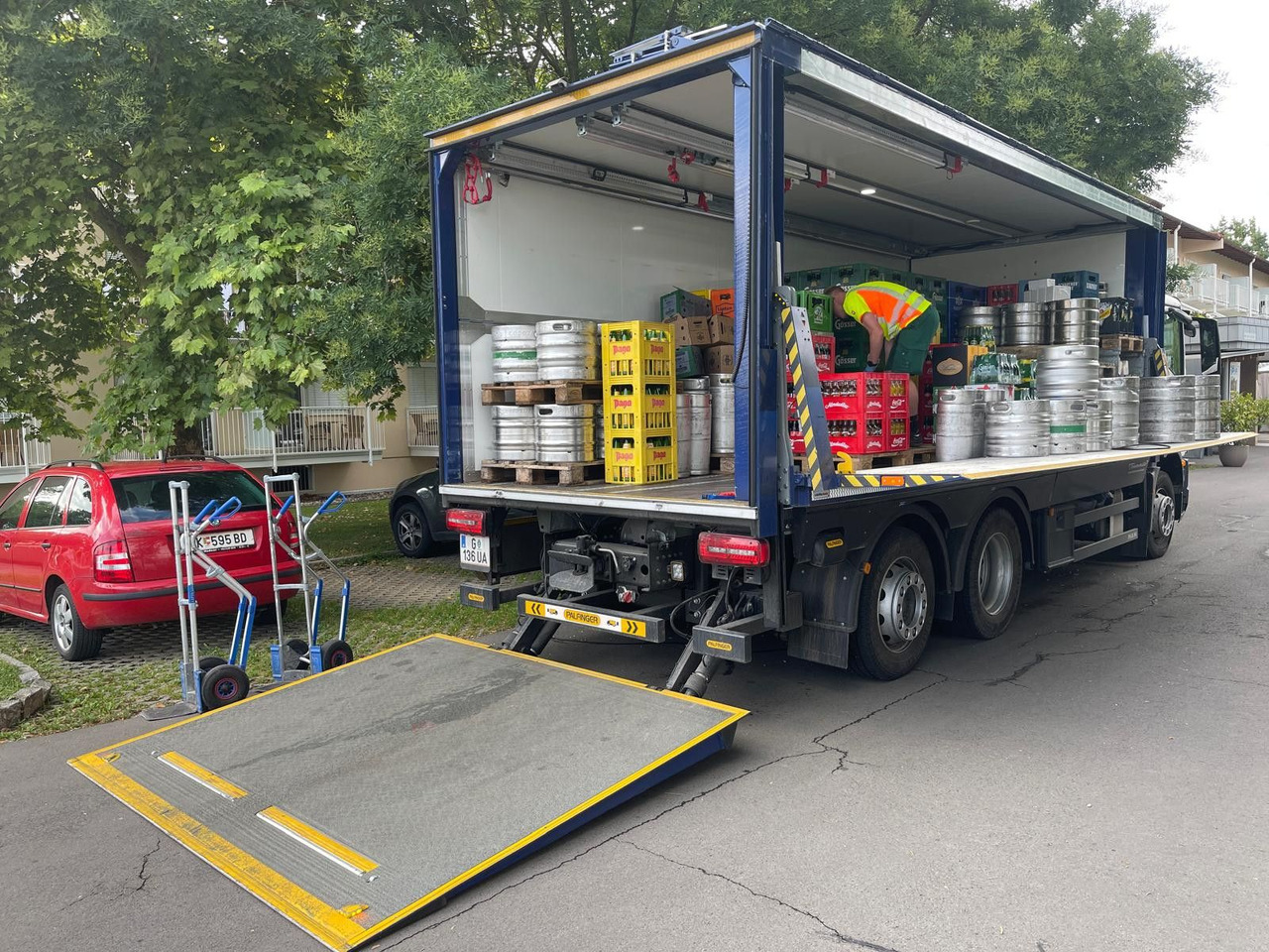 MAN TGM 26.320 6x2/4 Getränkefahrzeug Wingliner LBW - Skapbil: bilde 1 MAN TGM 26.320 6x2/4 Getränkefahrzeug Wingliner LBW - Skapbil: bilde 1