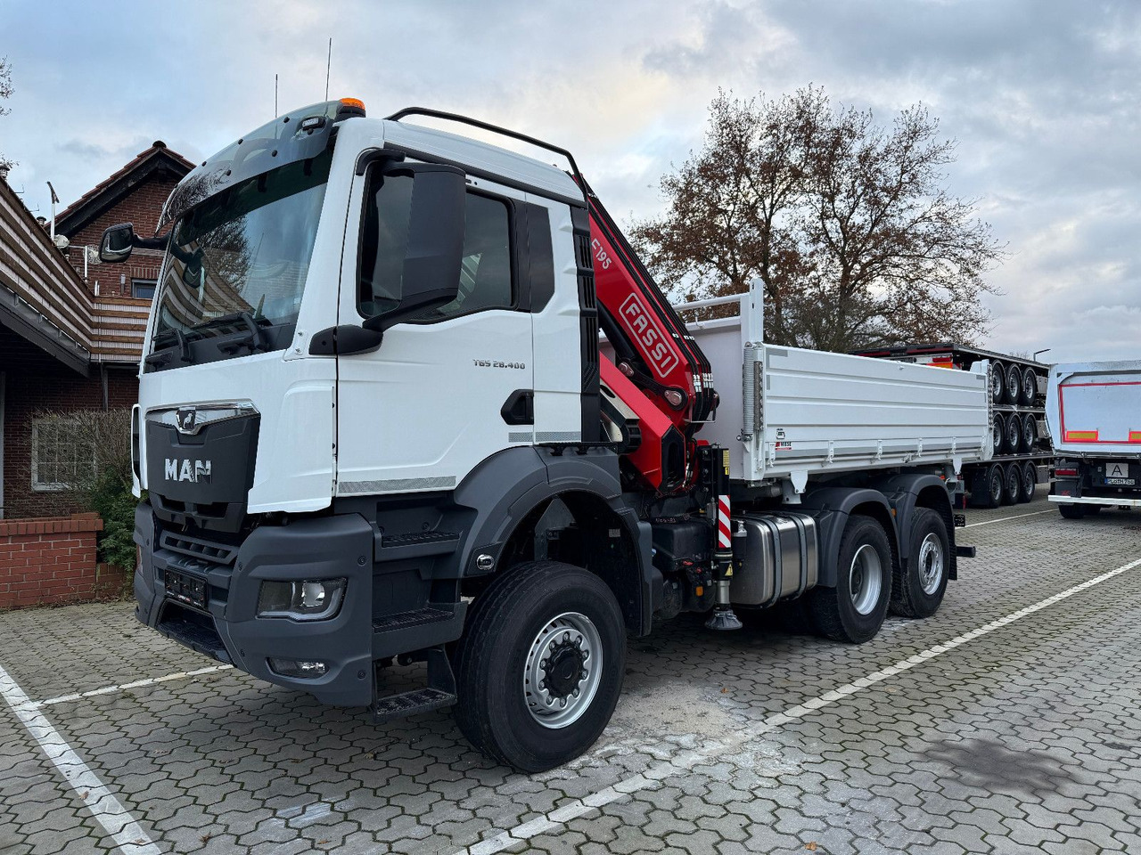 MAN TGS 26.400 6x4 Krankipper Fassi/SOFORT VERFÜGBAR - Tippbil, Kranbil: bilde 3 MAN TGS 26.400 6x4 Krankipper Fassi/SOFORT VERFÜGBAR - Tippbil, Kranbil: bilde 3