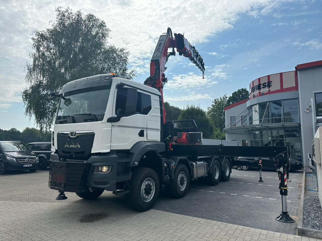 MAN TGS 41.520 8x8 mit Fassi Ladekran F710RA.2.26 - Kranbil: bilde 2 MAN TGS 41.520 8x8 mit Fassi Ladekran F710RA.2.26 - Kranbil: bilde 2