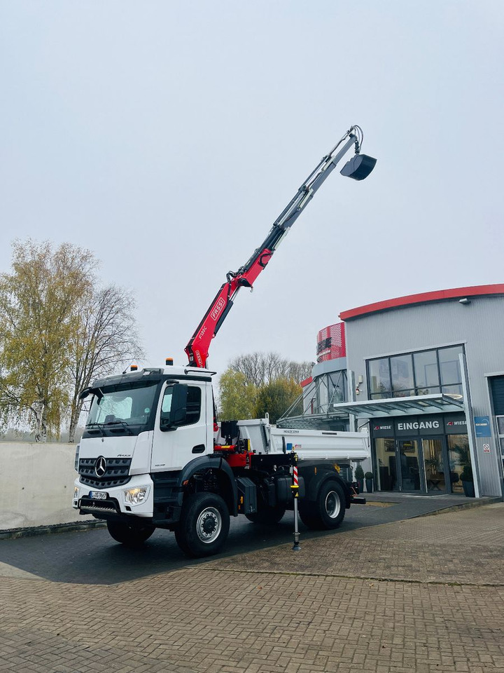 Mercedes-Benz Arocs 1835 4x4 Meiller Fassi F135 Kran Kipper - Tippbil, Kranbil: bilde 4 Mercedes-Benz Arocs 1835 4x4 Meiller Fassi F135 Kran Kipper - Tippbil, Kranbil: bilde 4