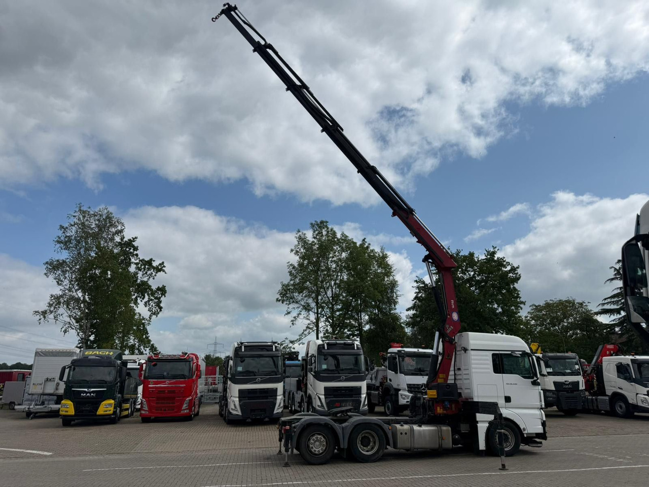 MAN TGX 26.440 6x2 mit HMF 3000-5 Kran TÜV NEU - Trekkvogn: bilde 3 MAN TGX 26.440 6x2 mit HMF 3000-5 Kran TÜV NEU - Trekkvogn: bilde 3