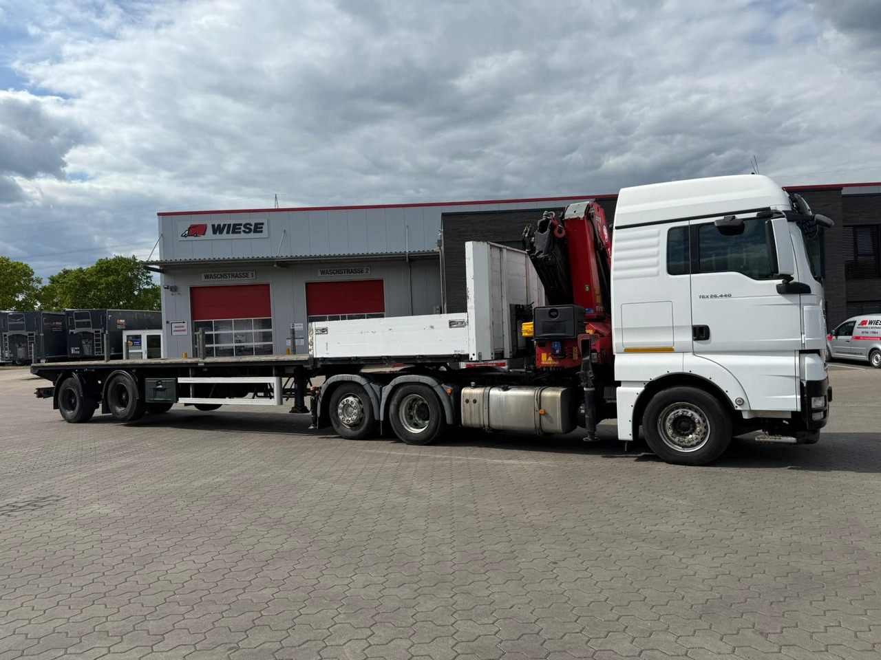 MAN TGX 26.440 6x2 mit HMF 3000-5 Kran - Trekkvogn: bilde 4 MAN TGX 26.440 6x2 mit HMF 3000-5 Kran - Trekkvogn: bilde 4