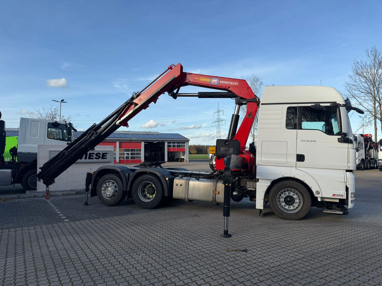 MAN TGX 26.440 6x2 mit HMF 3000-K5 Kran Top Zustand - Trekkvogn: bilde 1 MAN TGX 26.440 6x2 mit HMF 3000-K5 Kran Top Zustand - Trekkvogn: bilde 1