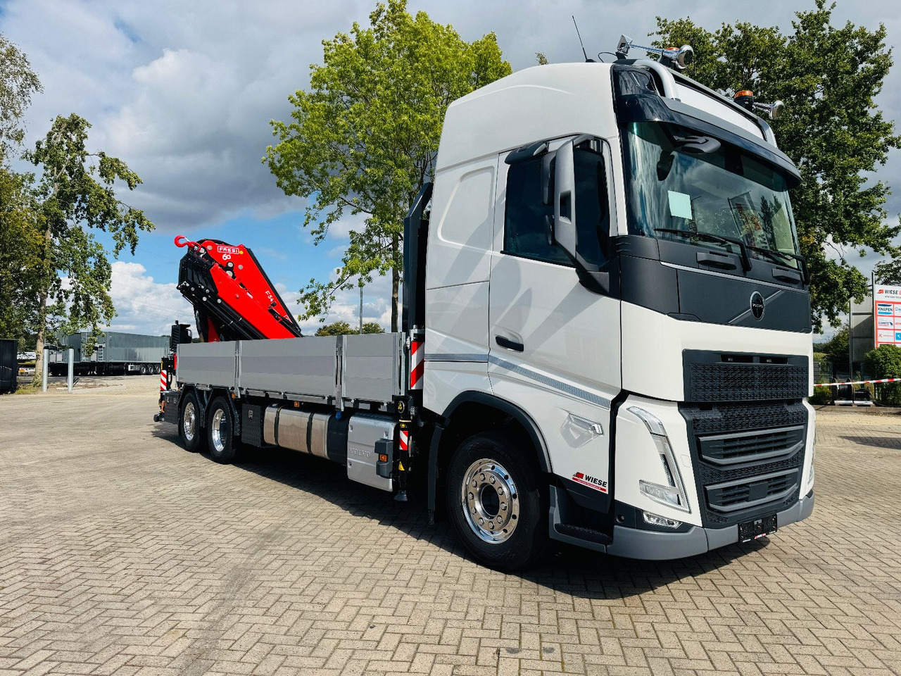 Volvo FH 540 6x2 Container Fassi F545 Heck - Kranbil: bilde 2 Volvo FH 540 6x2 Container Fassi F545 Heck - Kranbil: bilde 2