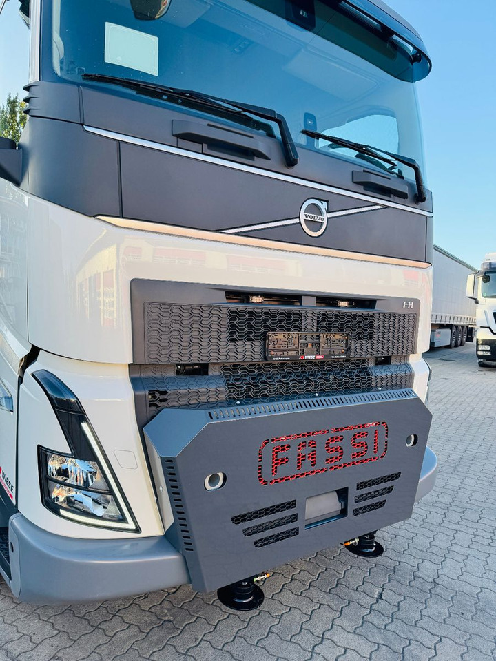 Volvo FH500 6x2 mit Fassi F545 2.27 JIB Winde sofort - Planbil, Kranbil: bilde 2 Volvo FH500 6x2 mit Fassi F545 2.27 JIB Winde sofort - Planbil, Kranbil: bilde 2