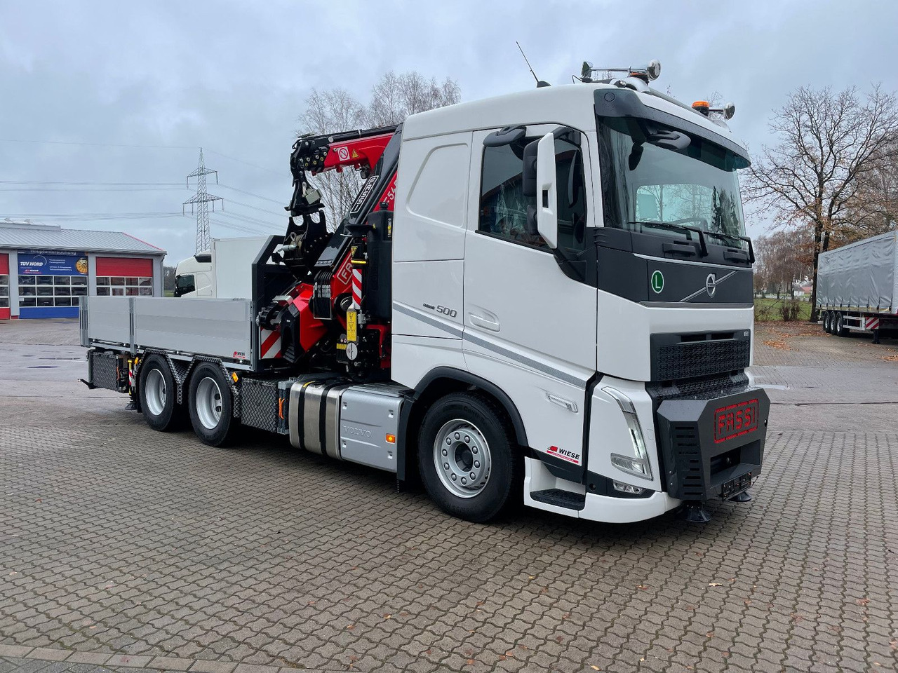 Volvo FH500 6x4 Fassi F545RA 2.27 mit Jib und Winde - Kranbil: bilde 1 Volvo FH500 6x4 Fassi F545RA 2.27 mit Jib und Winde - Kranbil: bilde 1