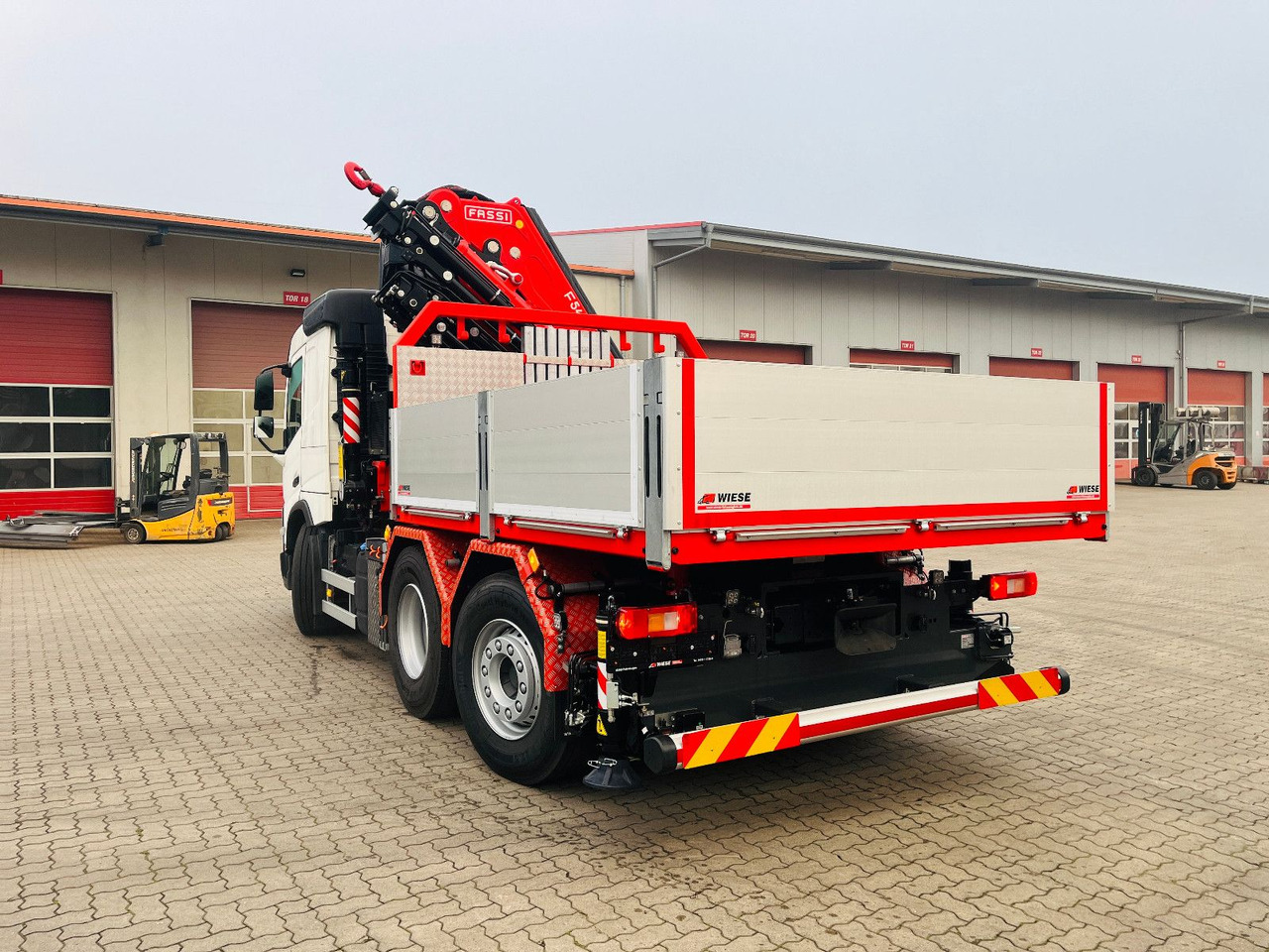 Volvo FMX 540 6x2 mit F545RA.2.28 - Kranbil: bilde 4 Volvo FMX 540 6x2 mit F545RA.2.28 - Kranbil: bilde 4