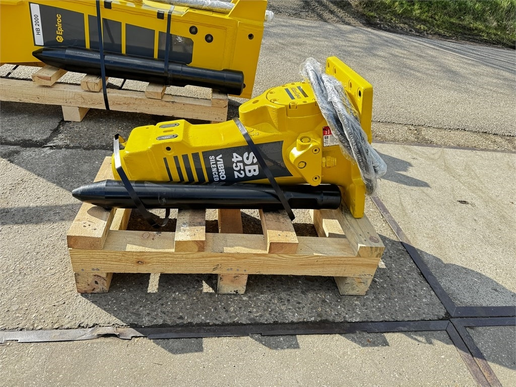Atlas Copco SB 452 Epiroc SB452 - Hydraulisk hammer for Bygg og anlegg: bilde 1 Atlas Copco SB 452 Epiroc SB452 - Hydraulisk hammer for Bygg og anlegg: bilde 1