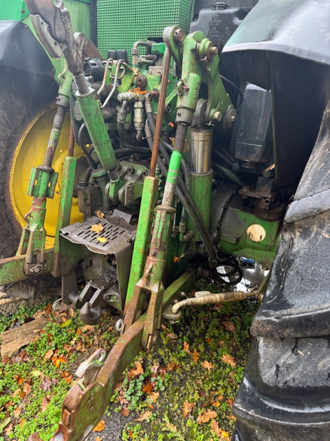 JOHN DEERE 6400 - Traktor: bilde 4 JOHN DEERE 6400 - Traktor: bilde 4