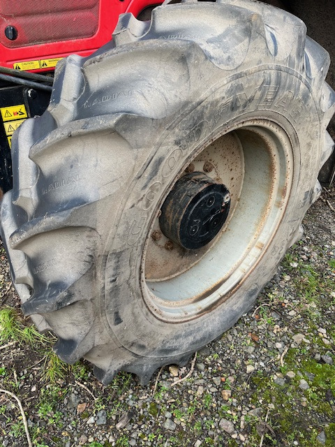 MASSEY FERGUSON 6480 DYNASHIFT - Traktor: bilde 4 MASSEY FERGUSON 6480 DYNASHIFT - Traktor: bilde 4