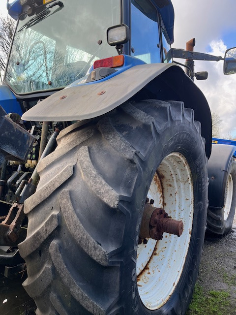 New Holland TM190 - Traktor: bilde 3 New Holland TM190 - Traktor: bilde 3